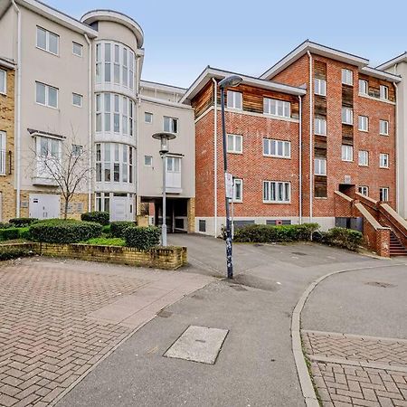 Entire Apartment Sleeps 4 Near The River Thames - #1515 Maidenhead Zewnętrze zdjęcie